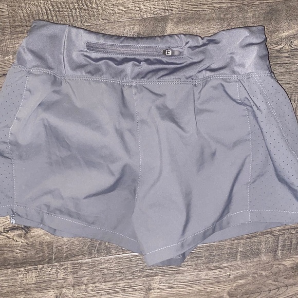 Nike gray running shorts - Picture 3 of 5
